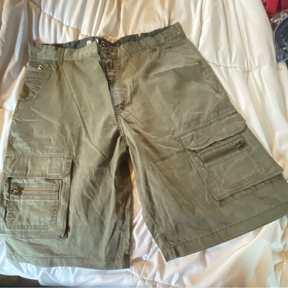 Bugle Boy Jean company. Rand shorts! Khaki green in color size 40 .pre owned
